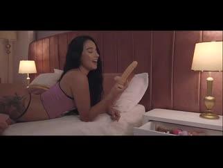 Live Sex - Video - Sophia_Baker Live Sex - Video - Sophia_Baker