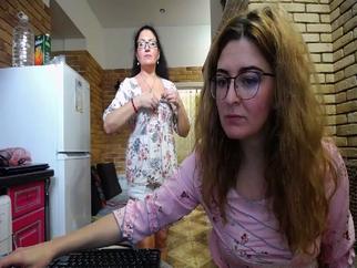 Live Sex - Video - Ozzy_Helen Live Sex - Video - Ozzy_Helen
