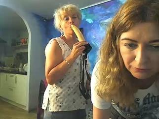 Live Sex - Video - 2BiBlondes Live Sex - Video - 2BiBlondes