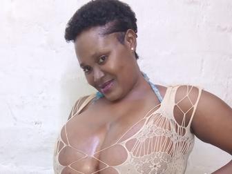 SexyBoobs44DD522