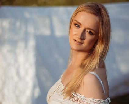 Shy Girl Alone - HoneydewMolly