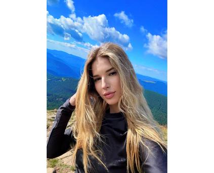 Friends & Romance - WarmSunset