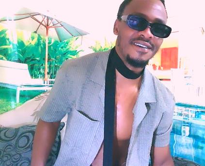 Guy Alone (Straight) - Ebony_Tiger