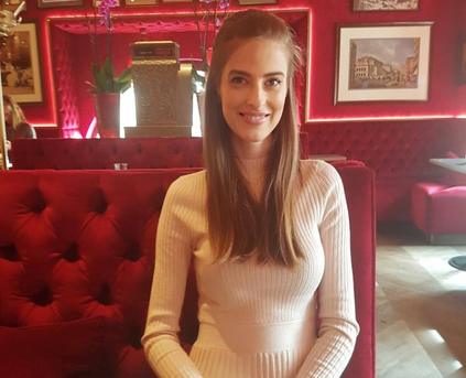 Friends & Romance - LadyAnais85