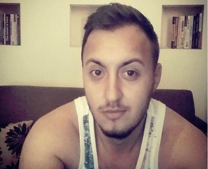 Guy Alone (Gay) - Rocca_SiffredaX