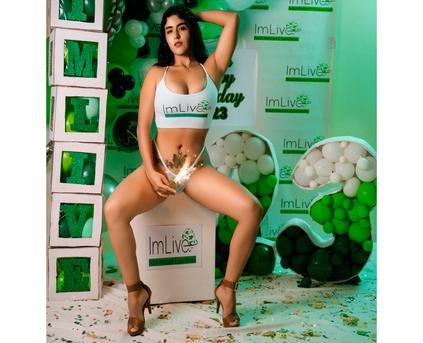 Girl Alone - Flower_Cute