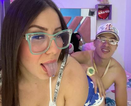 Girl and Guy (Couples) - MelissaandDaniel