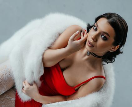 Girl Alone - MissDii