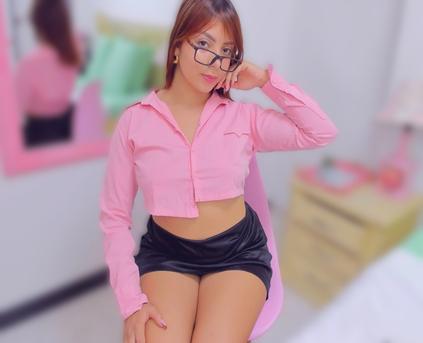 Girl Alone - Sofia_Foxx