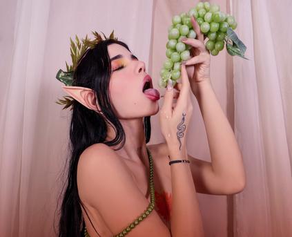 Girl Alone - ZoePreston