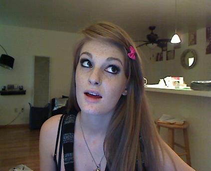 Girl Alone - Faye Reagan