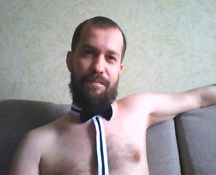 Guy Alone (Gay) - OdinWeit