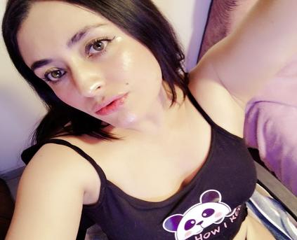 Girl Alone - LunaObedient