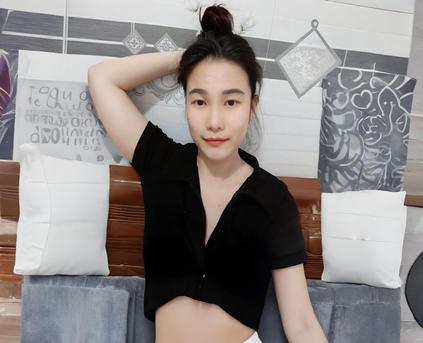 Girl Alone - Chizzie