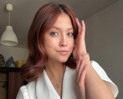 Girl Alone - RosalinClark1