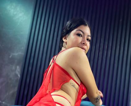 Girl Alone - bomBonCandy1