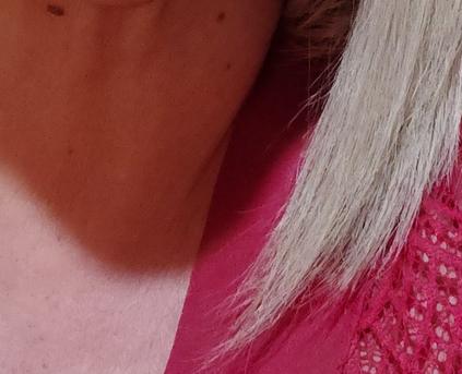 Girl Alone - Monellax