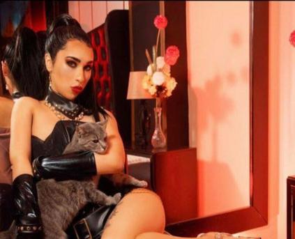 Girl Alone - dominacruel559