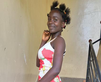 Girl Alone - Sexy_Alia