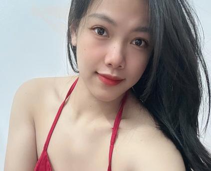 Girl Alone - Melinn663