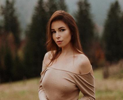 Girl Alone - AnnaBlossom