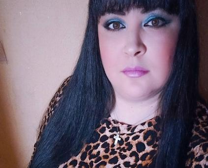 Girl Alone - KarolinaStar