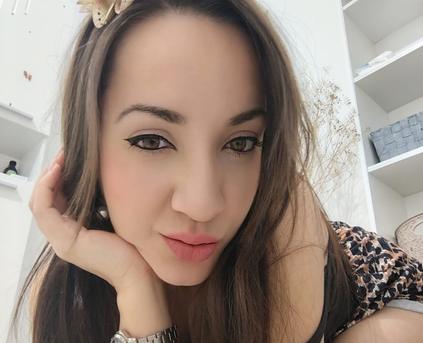 Girl Alone - AnyaHappiness