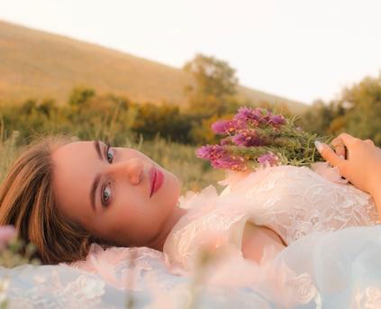 Friends & Romance - SilentMuse