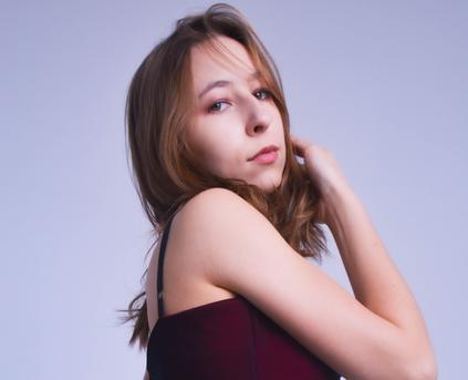 Shy Girl Alone - LunaBlazer