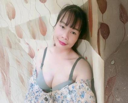 Girl Alone - Hani93a