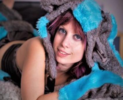 Girl Alone - BethanyRose_86