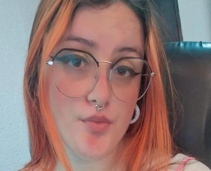 Shy Girl Alone - smokeangel1