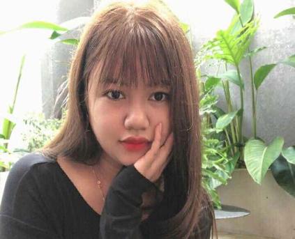 Shy Girl Alone - AmelynnSilk