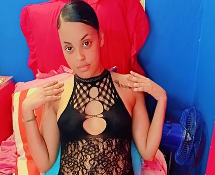 Girl Alone - Indianmaxine