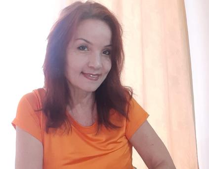 Girl Alone - Quanta1703ID