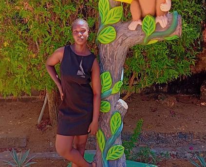 Girl Alone - QUEENBEB