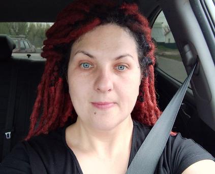 Girl Alone - TaisiawSolo