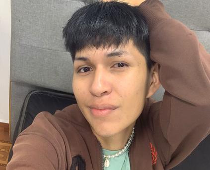 Guy Alone (Gay) - AngelScott