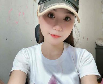 Girl Alone - Niee20X