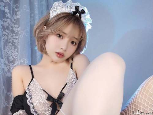 nanalittleasian from imlive