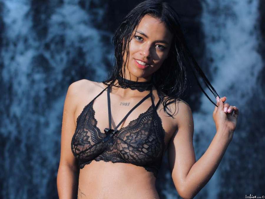 saralove from imlive
