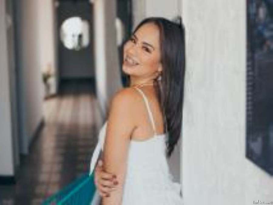 alipetite18 from imlive