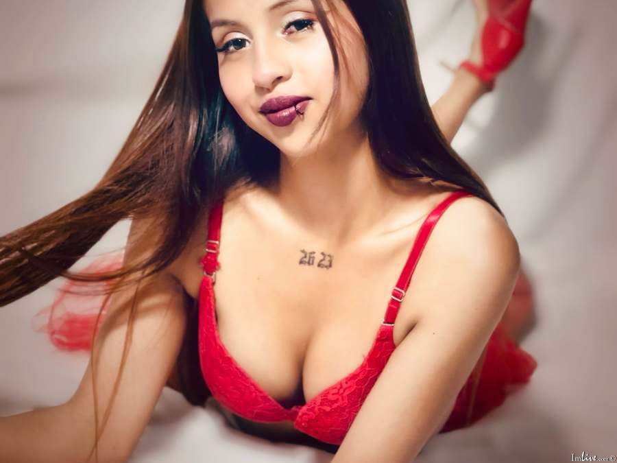 emilythompso from imlive
