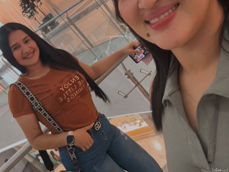 adharavioleta from imlive