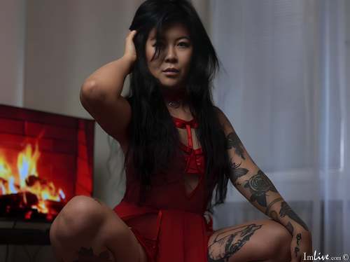 goddesslaura4u from imlive