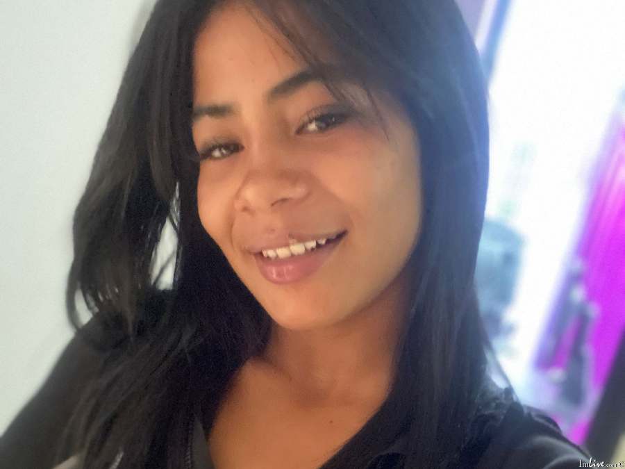 zoebrownss from imlive