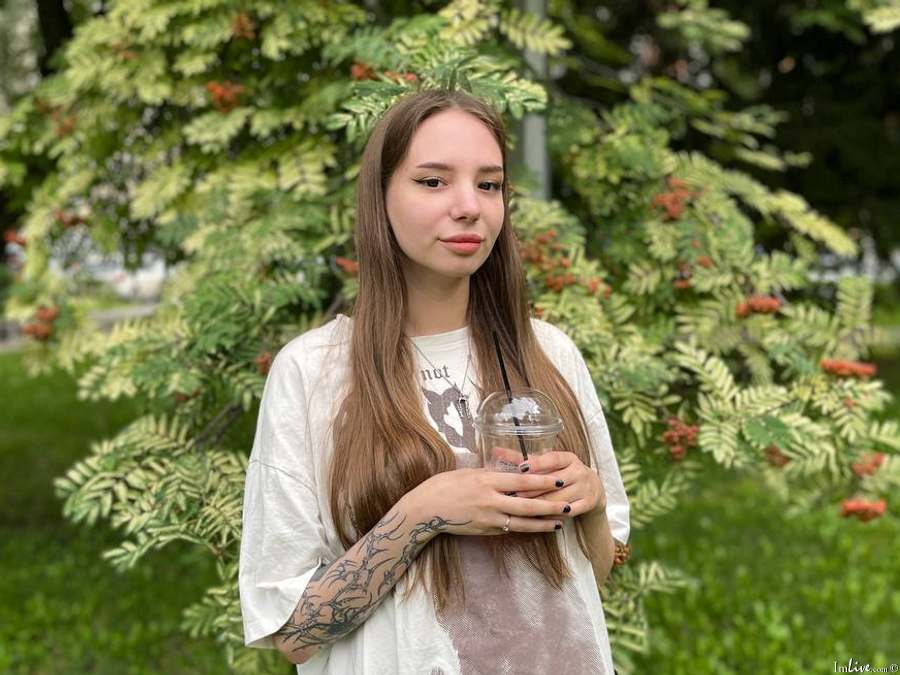 elina_doren from imlive