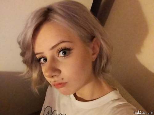 april_white from imlive