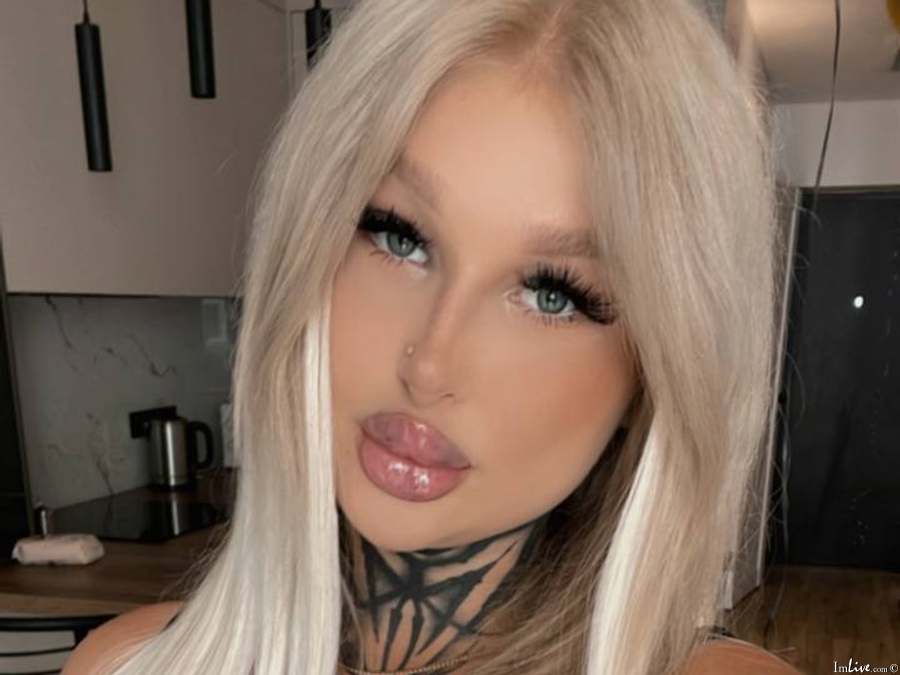 kellybabbee from imlive