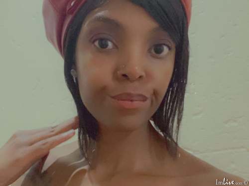 sexybambie33 from imlive